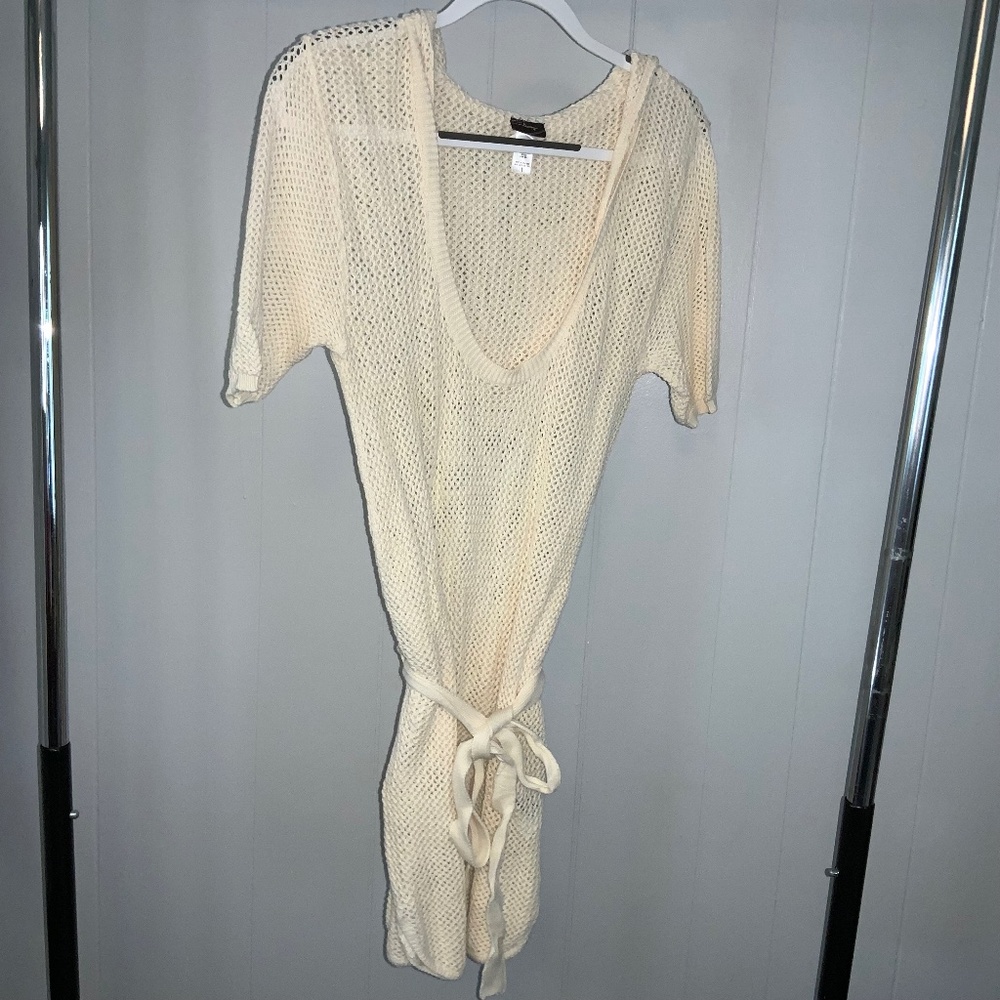 Old Navy off white belted crochet hooded mini dress coverup Sz L scoop neck